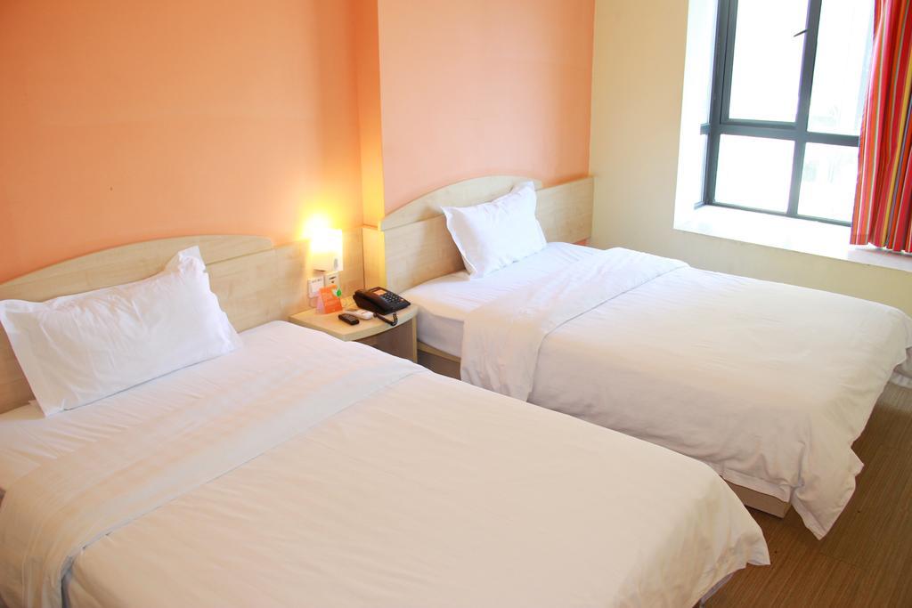 7Days Inn Premium Guangzhou Tianhe West Tiyu Road Subway Station Eksteriør bilde