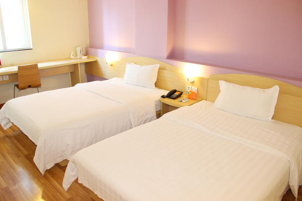 7Days Inn Premium Guangzhou Tianhe West Tiyu Road Subway Station Eksteriør bilde
