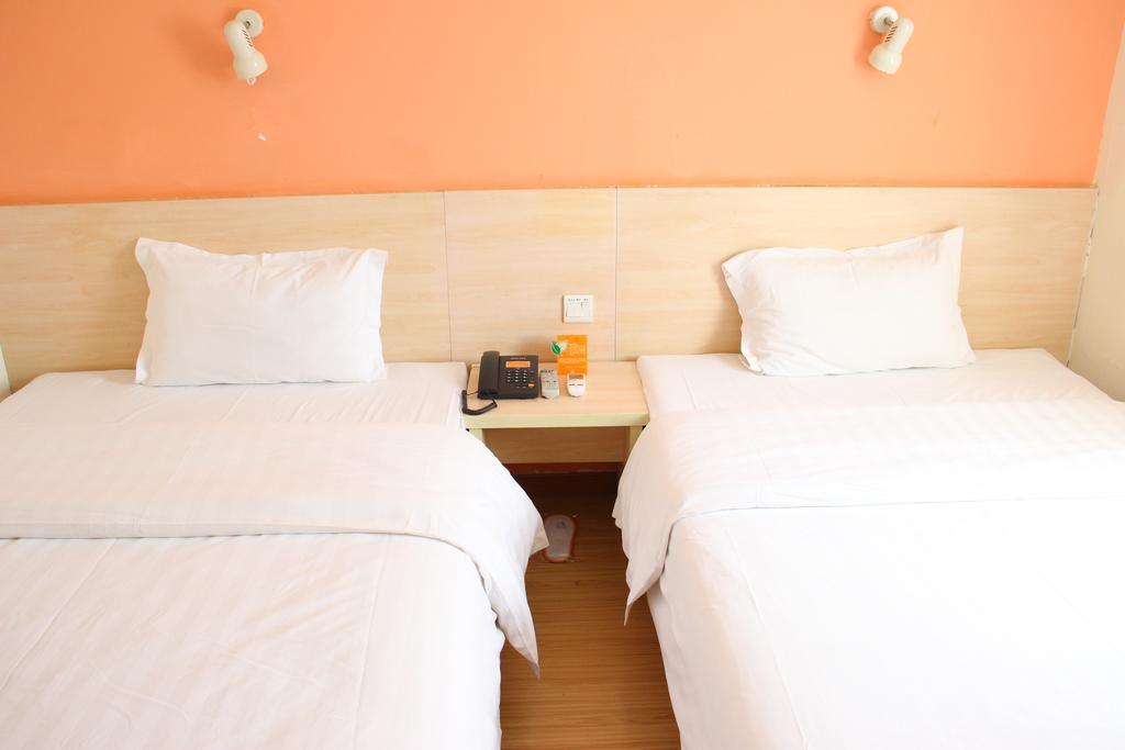 7Days Inn Premium Guangzhou Tianhe West Tiyu Road Subway Station Eksteriør bilde