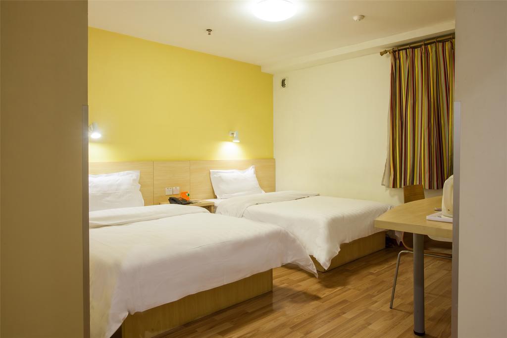7Days Inn Premium Guangzhou Tianhe West Tiyu Road Subway Station Eksteriør bilde