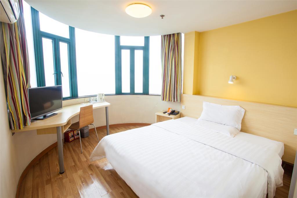 7Days Inn Premium Guangzhou Tianhe West Tiyu Road Subway Station Rom bilde