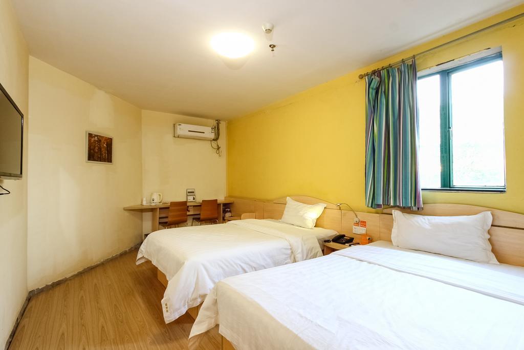 7Days Inn Premium Guangzhou Tianhe West Tiyu Road Subway Station Eksteriør bilde